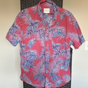 Brooks Brothers Men's Red and Blue Tropical Shirt